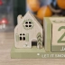 Calendário Decorativo Casinha Verde Mdf Cubo Pinho 15X4X7Cm